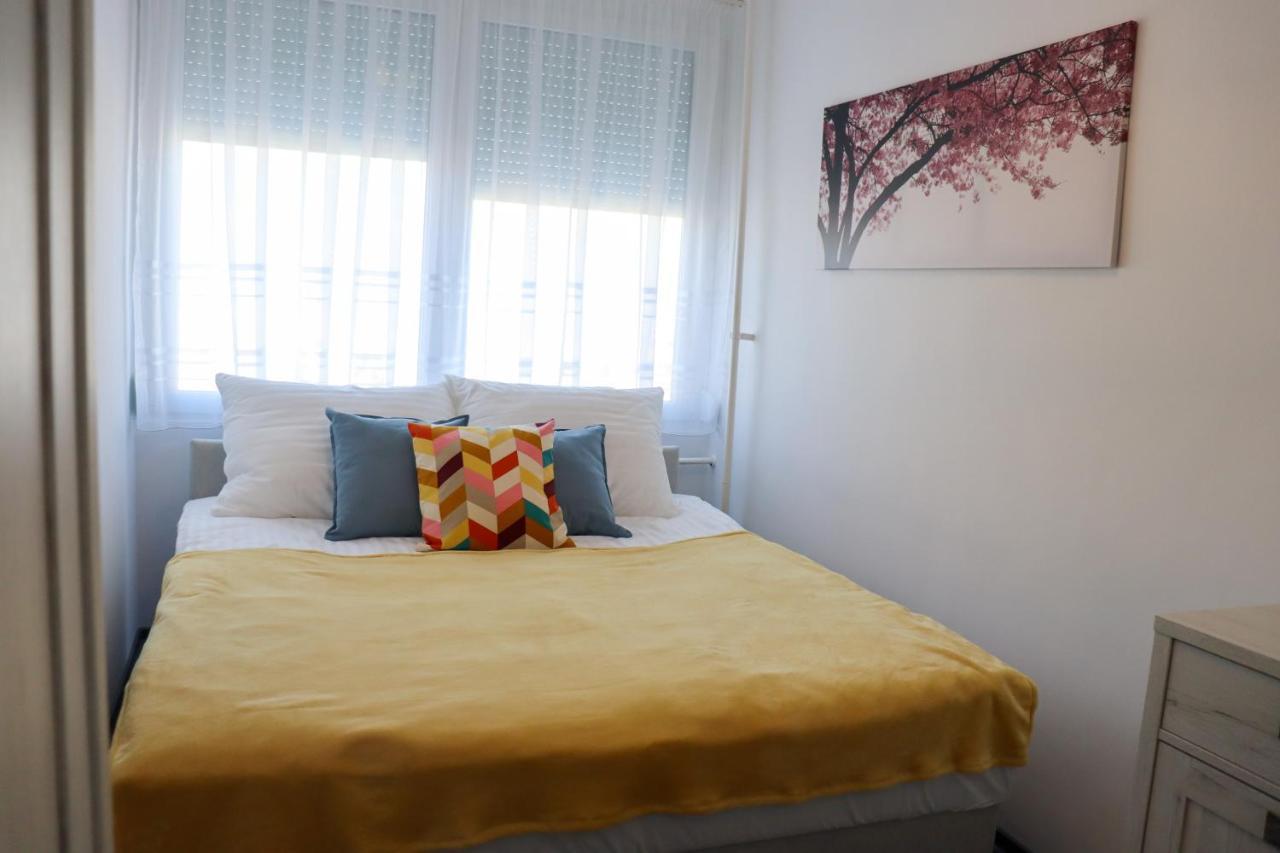 דירות Salgótarján Krisztina Apartman מראה חיצוני תמונה