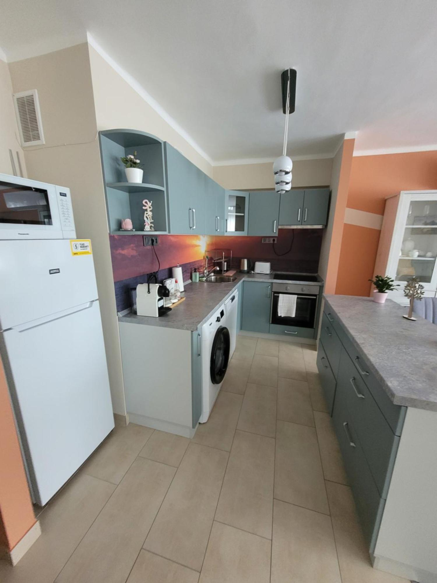 דירות Salgótarján Krisztina Apartman מראה חיצוני תמונה