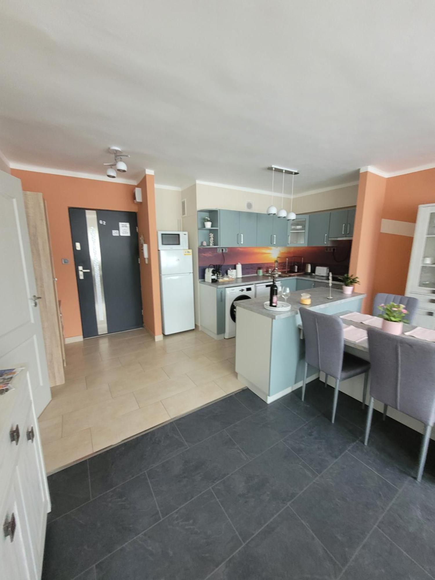 דירות Salgótarján Krisztina Apartman מראה חיצוני תמונה